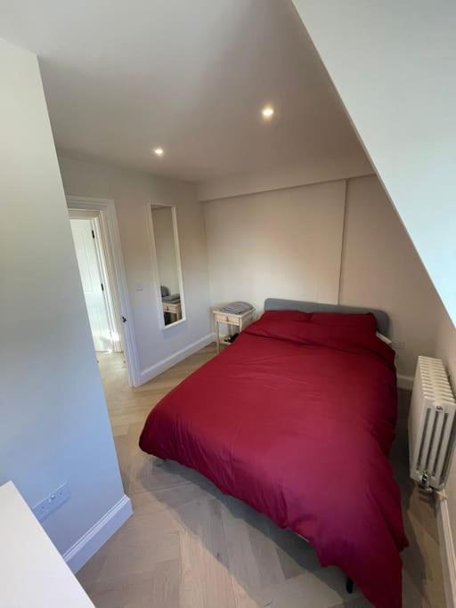 Апартаменты In The Heart Of Richmond, London Ричмонд